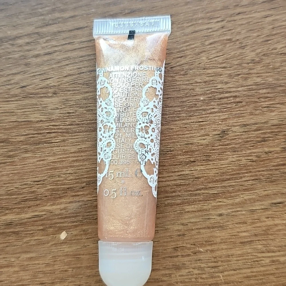 NWOB Tutti Dolci Cinnamon Frosting Lip Gloss - Shimmering Gold - Discontinued
